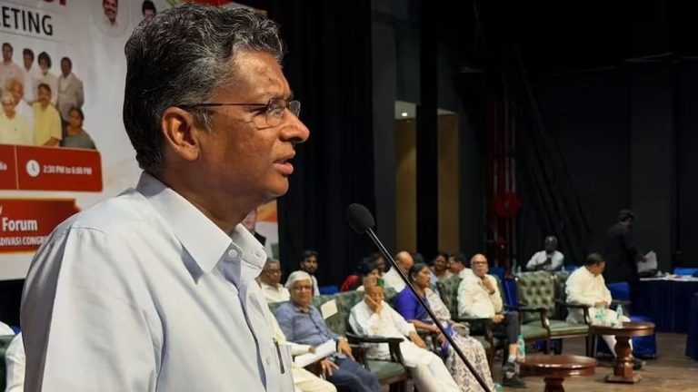 Satish Jarkiholi: ఓటర్ల జాబితా నుంచి కోటి పేర్ల తొలగింపు సరైనదే.. కాంగ్రెస్ మంత్రి సంచలన వ్యాఖ్యలు