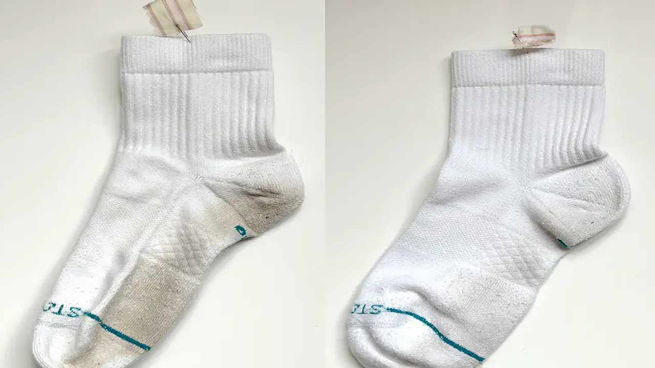 how to clean white socks at home